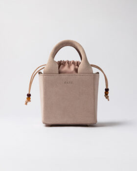 CUBO-VÄSKA I ROSÉFÄRGAD MOCK