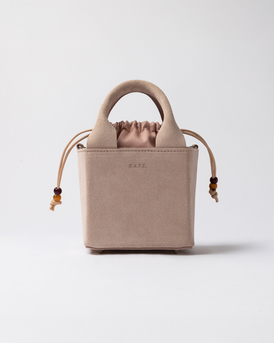 CUBO-VÄSKA I ROSÉFÄRGAD MOCK