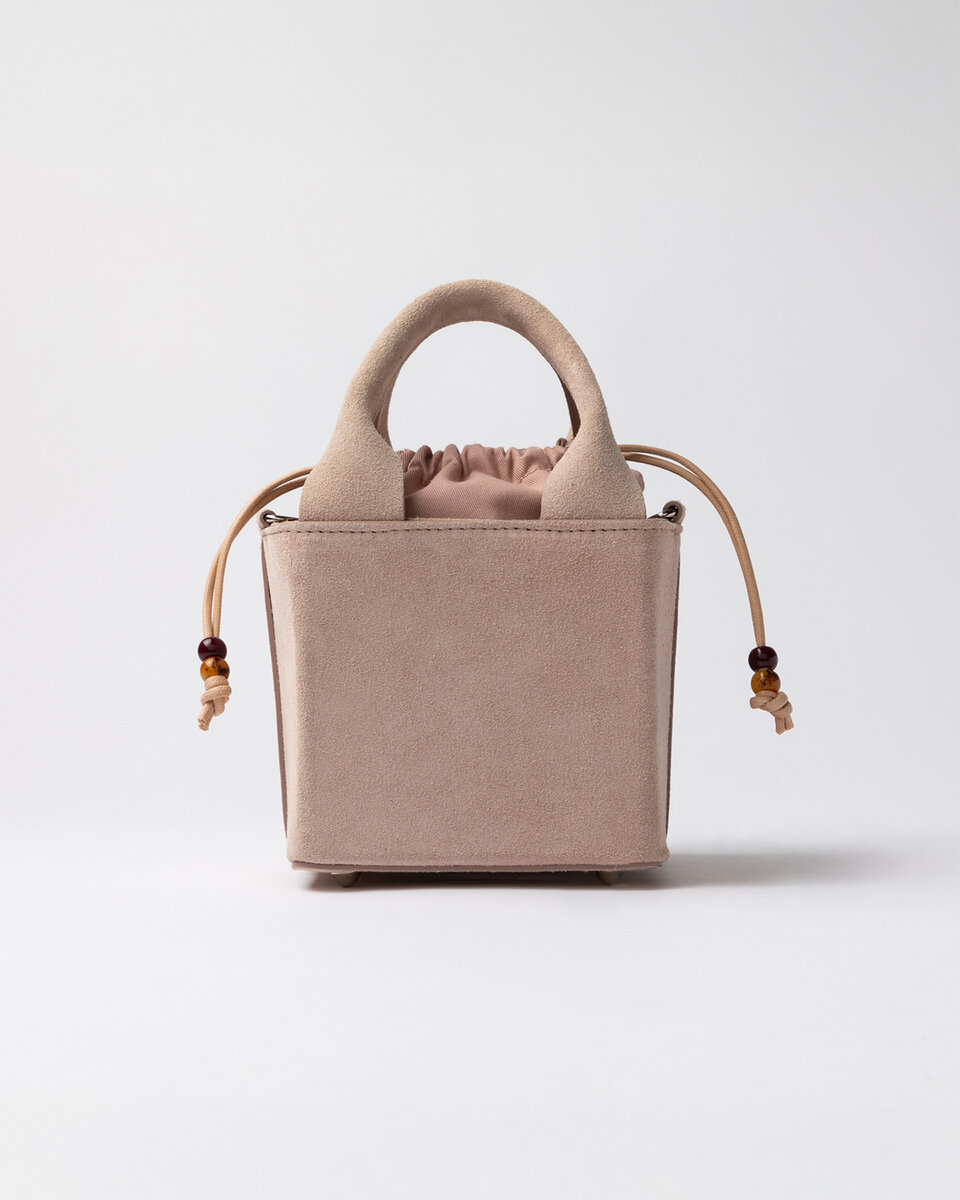 CUBO-VÄSKA I ROSÉFÄRGAD MOCK
